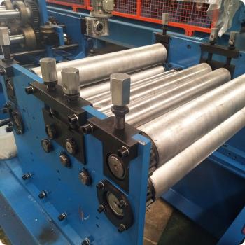 Galvanized Sheet CZ Purlin Roll Forming Machine